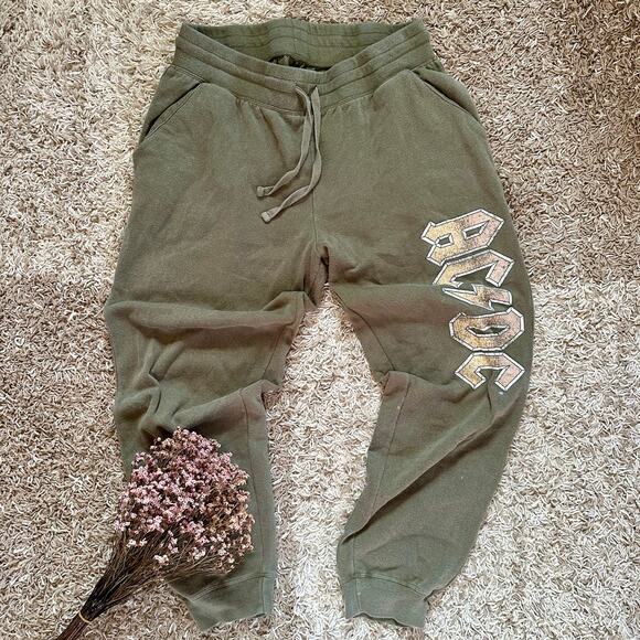 AC/DC Green Sweatpants Joggers 2021 Merch Big Logo Men’s Size XL - Picture 1 of 6